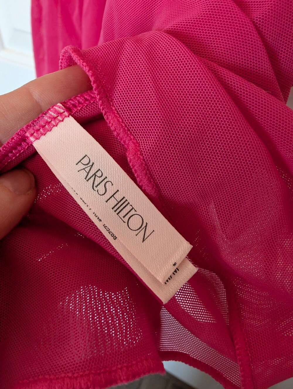 NWOT Paris Hilton Babydoll 2 Piece Lace Lip Set Medium Hot Pink - Picture 3 of 5
